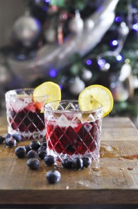 Learn how to make gin and blueberries cocktail with homemade blueberry syrup